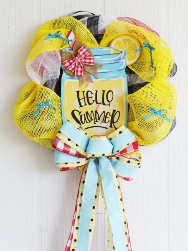 cropped-DIY-Summer-Deco-Mesh-Wreath-MAIN-Wide-8.jpg