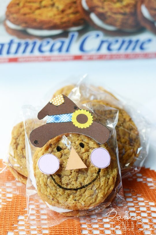 Oatmeal Cream Pie Scarecrow