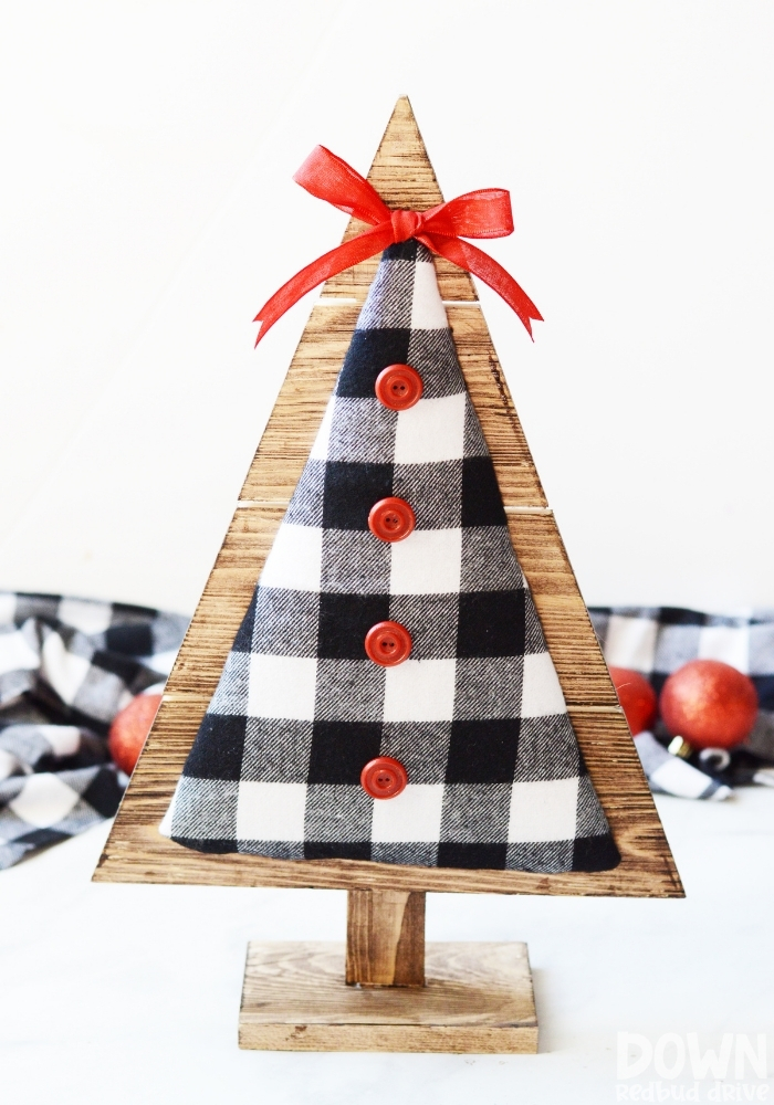 Wood and Fabric Christmas Tree main tall image.