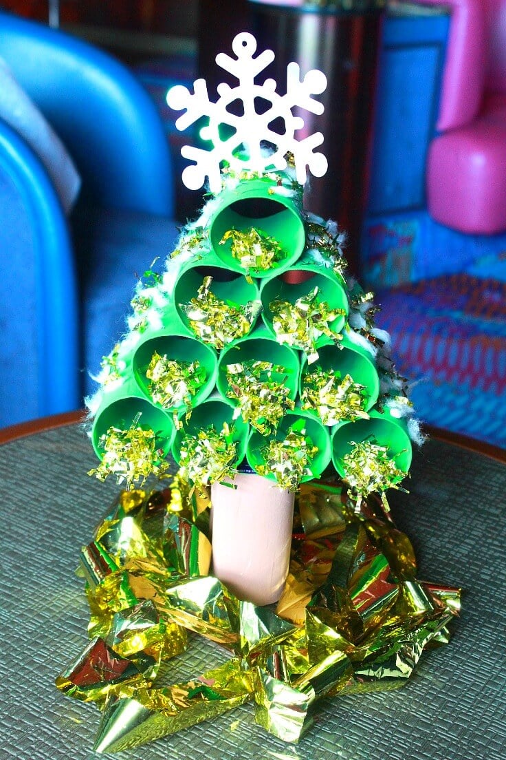 a christmas tree made out of toilet paper rolls